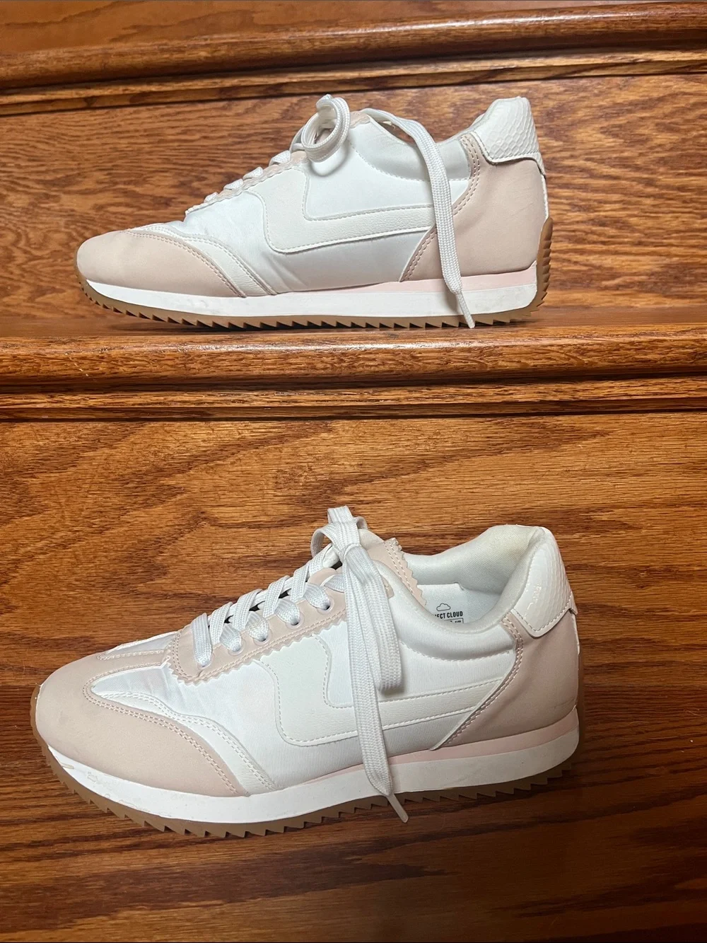 Project Cloud Lace up Fashion Sneakers Tennis Shoes White Tan Women's 7.5
